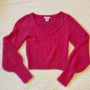 Sincerely Jules hot pink soft fuzzy cropped sweater sweetheart neckline small